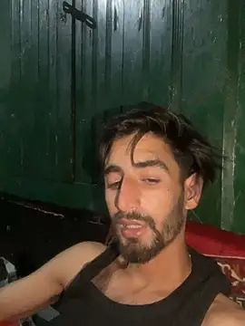 Snapshot of lyath3245 chatting on 03/14/26, 06:35 lyath3245 online show from 03/14/26, 06:35