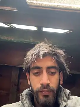 Snapshot of lyath3245 chatting on 03/19/26, 09:02 lyath3245 online show from 03/19/26, 09:02