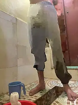 Snapshot of lyath3245 chatting on 03/20/26, 04:12 lyath3245 online show from 03/20/26, 04:12