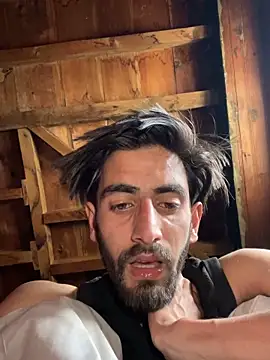 Snapshot of lyath3245 chatting on 03/27/26, 07:14 lyath3245 online show from 03/27/26, 07:14