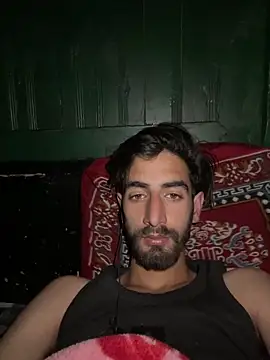 Snapshot of lyath3245 chatting on 03/27/26, 07:24 lyath3245 online show from 03/27/26, 07:24