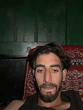 Snapshot of lyath3245 chatting on 03/31/26, 09:04 lyath3245 online show from 03/31/26, 09:04