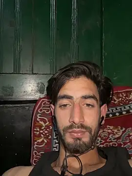 Snapshot of lyath3245 chatting on 04/16/26, 07:36 lyath3245 online show from 04/16/26, 07:36