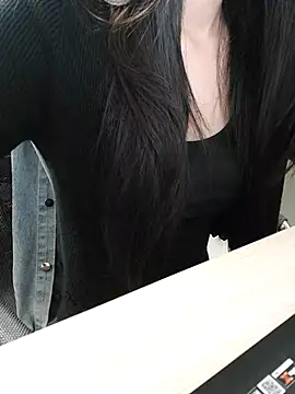 meomeocute online show from 11/26/25, 08:59