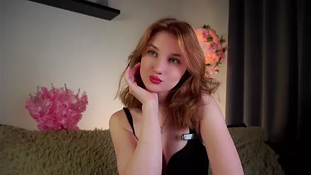 EasterBonney online show from 10/03/25, 10:45