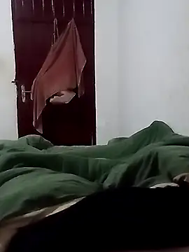 Snapshot of rafa_mnz chatting on 12/14/25, 02:55 rafa mnz online show from 12/14/25, 02:55