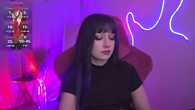 Snapshot of LiliLuna chatting on 01/14/26, 04:34 LiliLuna online show from 01/14/26, 04:34