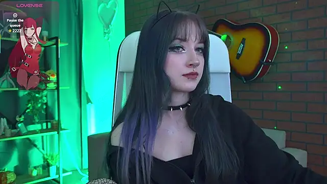 Snapshot of LiliLuna chatting on 02/20/26, 03:56 LiliLuna online show from 02/20/26, 03:56