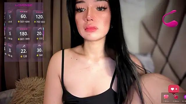 Snapshot of hadahera chatting on 12/04/25, 12:03 hadahera online show from 12/04/25, 12:03