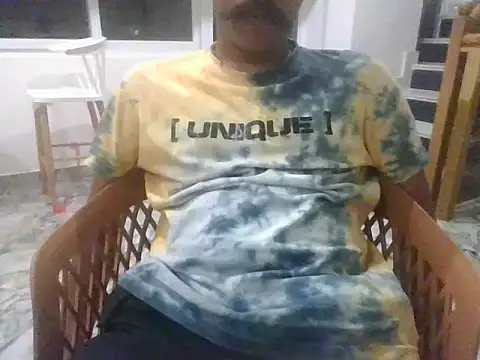 Snapshot of hosur_horny chatting on 03/25/26, 03:29 hosur horny online show from 03/25/26, 03:29
