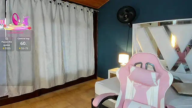 Snapshot of mia_kinky1 chatting on 09/20/25, 11:55 mia kinky1 online show from 09/20/25, 11:55