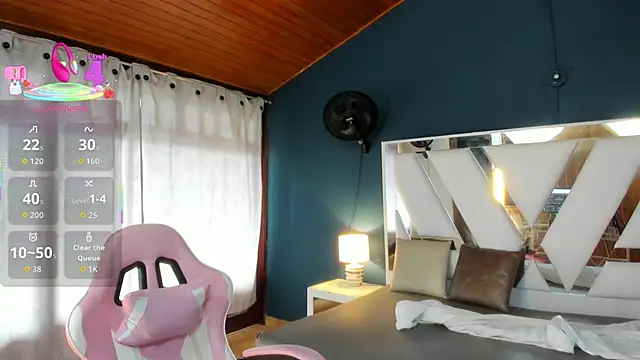 Snapshot of mia_kinky1 chatting on 10/11/25, 11:42 mia kinky1 online show from 10/11/25, 11:42