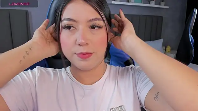 anagil  online show from 12/03/25, 08:07