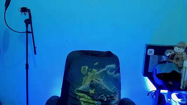 zeus 7777 online show from 04/16/26, 10:27