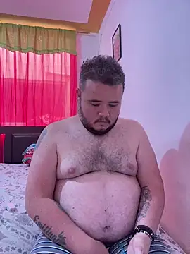 Snapshot of Chimbo-1996 chatting on 12/19/25, 06:59 Chimbo-1996 online show from 12/19/25, 06:59