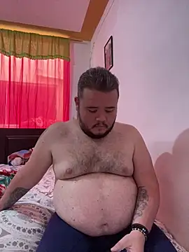 Snapshot of Chimbo-1996 chatting on 12/21/25, 06:48 Chimbo-1996 online show from 12/21/25, 06:48