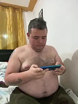 Snapshot of Chimbo-1996 chatting on 01/19/26, 01:53 Chimbo-1996 online show from 01/19/26, 01:53