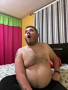 Snapshot of Chimbo-1996 chatting on 03/03/26, 01:01 Chimbo-1996 online show from 03/03/26, 01:01