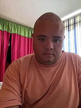 Snapshot of Chimbo-1996 chatting on 03/10/26, 05:29 Chimbo-1996 online show from 03/10/26, 05:29