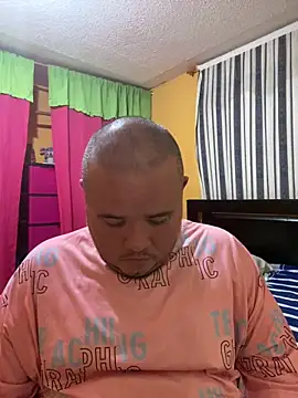 Snapshot of Chimbo-1996 chatting on 03/25/26, 11:22 Chimbo-1996 online show from 03/25/26, 11:22