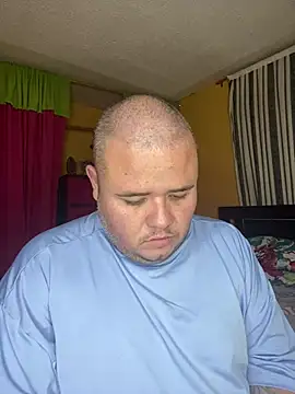 Snapshot of Chimbo-1996 chatting on 04/17/26, 01:30 Chimbo-1996 online show from 04/17/26, 01:30