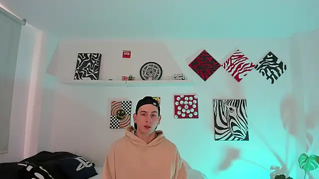 Snapshot of mathewconelly chatting on 10/08/25, 06:27 mathewconelly online show from 10/08/25, 06:27