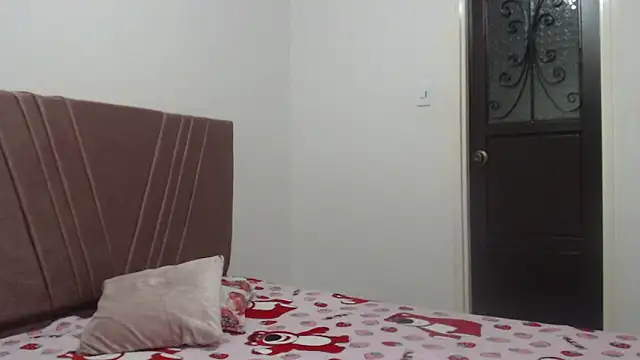 nathaly jones  online show from 11/24/25, 11:54