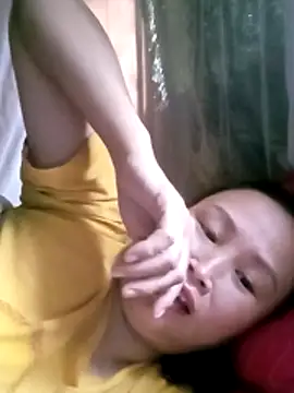 maple694 online show from 10/25/25, 02:52