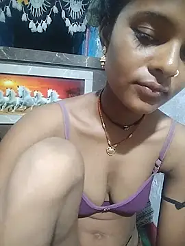 Snapshot of Maya_bhoji chatting on 07/16/26, 10:49 Maya bhoji online show from 07/16/26, 10:49