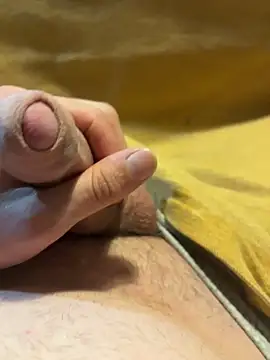 Snapshot of elcalabacin chatting on 03/13/26, 12:28 elcalabacin online show from 03/13/26, 12:28