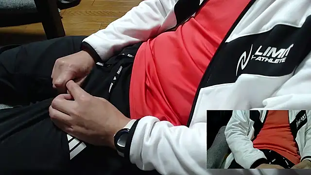 Yasu2000 online show from 12/04/25, 01:59