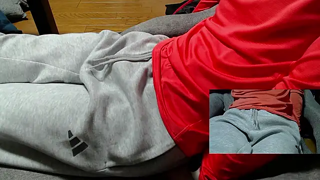 Snapshot of Yasu2000 chatting on 03/13/26, 10:22 Yasu2000 online show from 03/13/26, 10:22