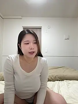  YUNOo0  online show from 05/13/26, 12:35