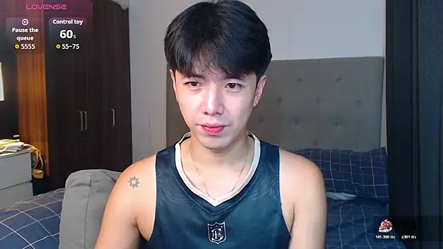 Addictiveboi online show from 10/22/25, 04:24