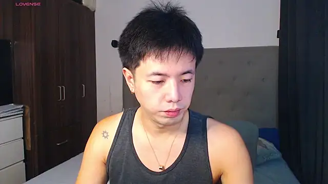 Addictiveboi online show from 04/13/26, 04:29