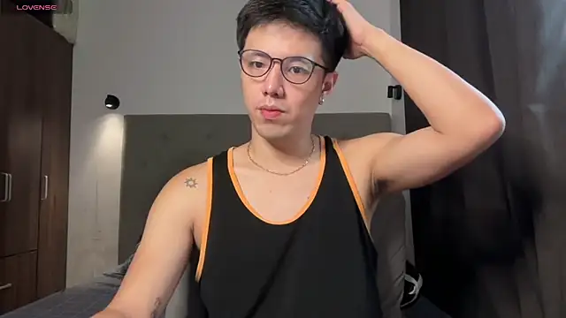 Addictiveboi online show from 05/12/26, 02:52