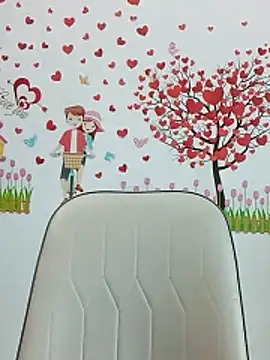 Hinna x online show from 02/17/26, 07:16