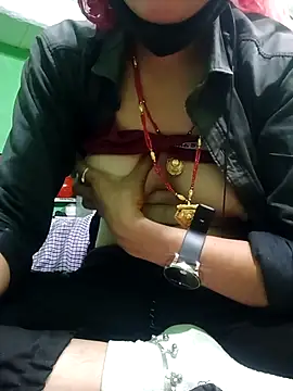 Snapshot of kajalbhabhi44 chatting on 02/11/26, 05:40 kajalbhabhi44 online show from 02/11/26, 05:40