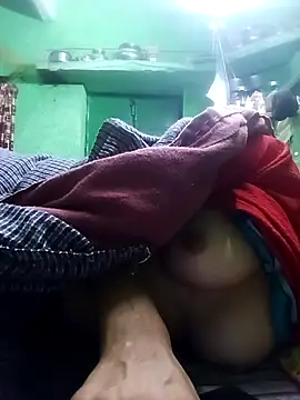 Snapshot of kajalbhabhi44 chatting on 03/04/26, 07:31 kajalbhabhi44 online show from 03/04/26, 07:31