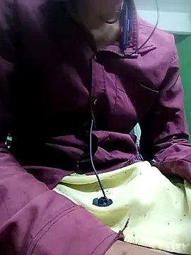 Snapshot of kajalbhabhi44 chatting on 03/05/26, 03:08 kajalbhabhi44 online show from 03/05/26, 03:08