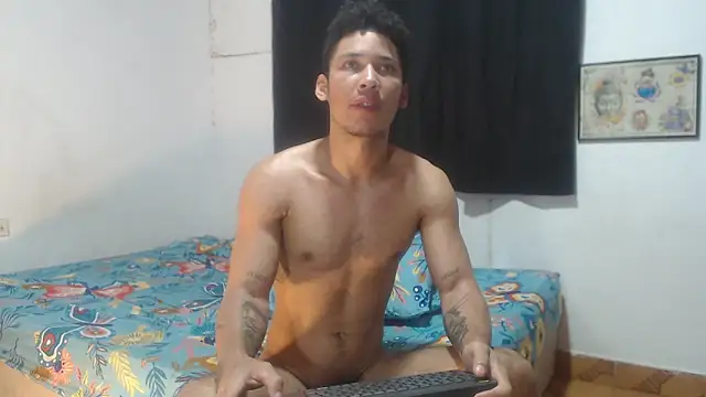 Snapshot of RuiMaddoox chatting on 09/16/25, 11:00 RuiMaddoox online show from 09/16/25, 11:00