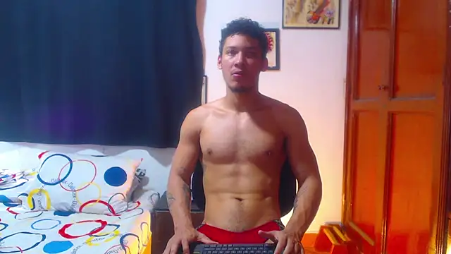 Snapshot of RuiMaddoox chatting on 10/01/25, 05:08 RuiMaddoox online show from 10/01/25, 05:08