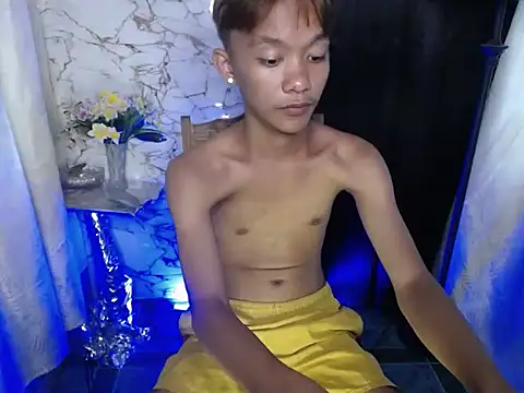 Snapshot of Innocentfucker chatting on 09/26/25, 05:11 Innocentfucker online show from 09/26/25, 05:11