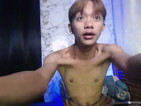 Snapshot of Innocentfucker chatting on 10/30/25, 12:34 Innocentfucker online show from 10/30/25, 12:34