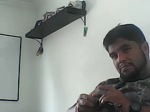 Snapshot of Rolo-Sumiso chatting on 09/15/25, 03:56 Rolo-Sumiso online show from 09/15/25, 03:56