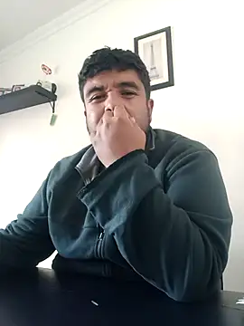 Snapshot of Rolo-Sumiso chatting on 09/22/25, 01:02 Rolo-Sumiso online show from 09/22/25, 01:02