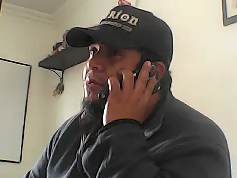 Snapshot of Rolo-Sumiso chatting on 10/21/25, 01:12 Rolo-Sumiso online show from 10/21/25, 01:12