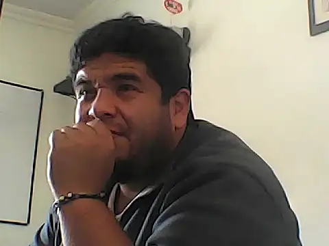 Snapshot of Rolo-Sumiso chatting on 10/22/25, 01:22 Rolo-Sumiso online show from 10/22/25, 01:22