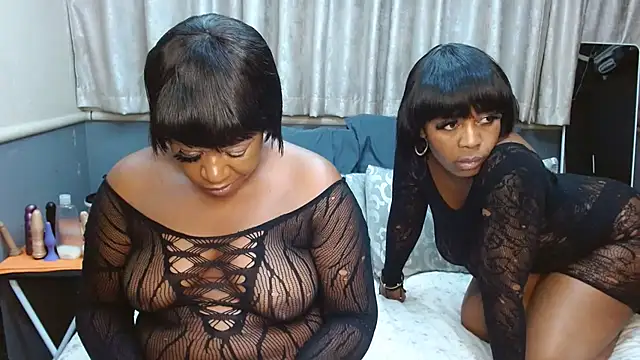 SlutyAngelxxx online show from 02/18/26, 10:28