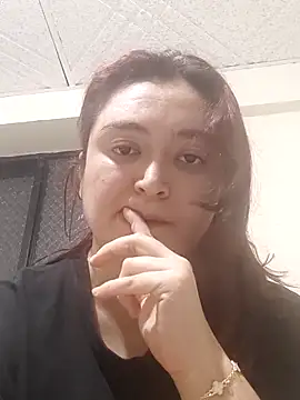 Snapshot of Anaa_Rose chatting on 05/08/26, 12:38 Anaa Rose online show from 05/08/26, 12:38